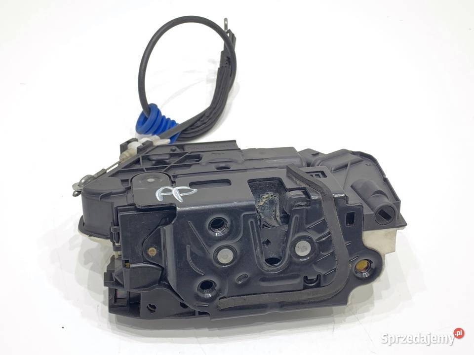 ZAMEK DRZWI PRAWY PRZÓD VW PASSAT CC B6