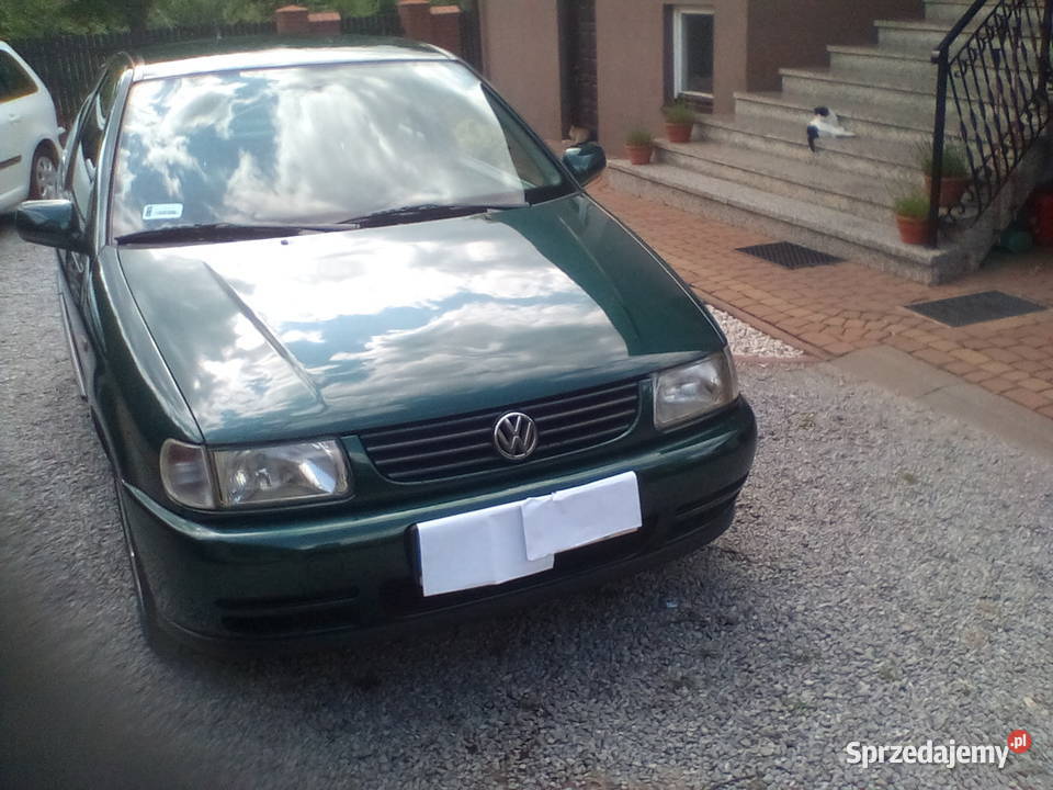 Samochód osobowy volkswagen polo 1 4 benzyna manualna