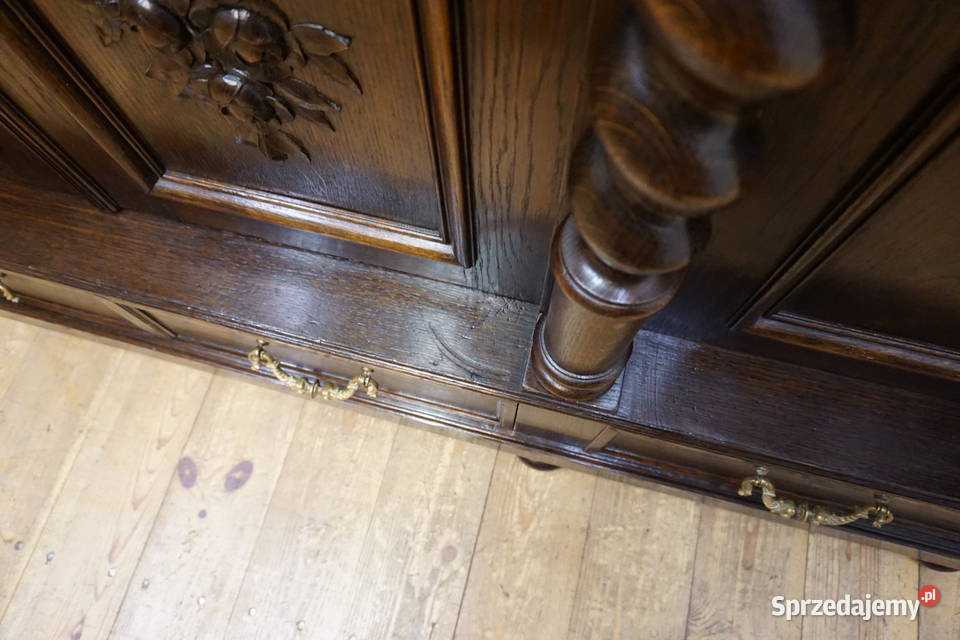 CZTERODRZWIOWA BIBLIOTEKA SPIRALNE KOLUMNY Niemcza