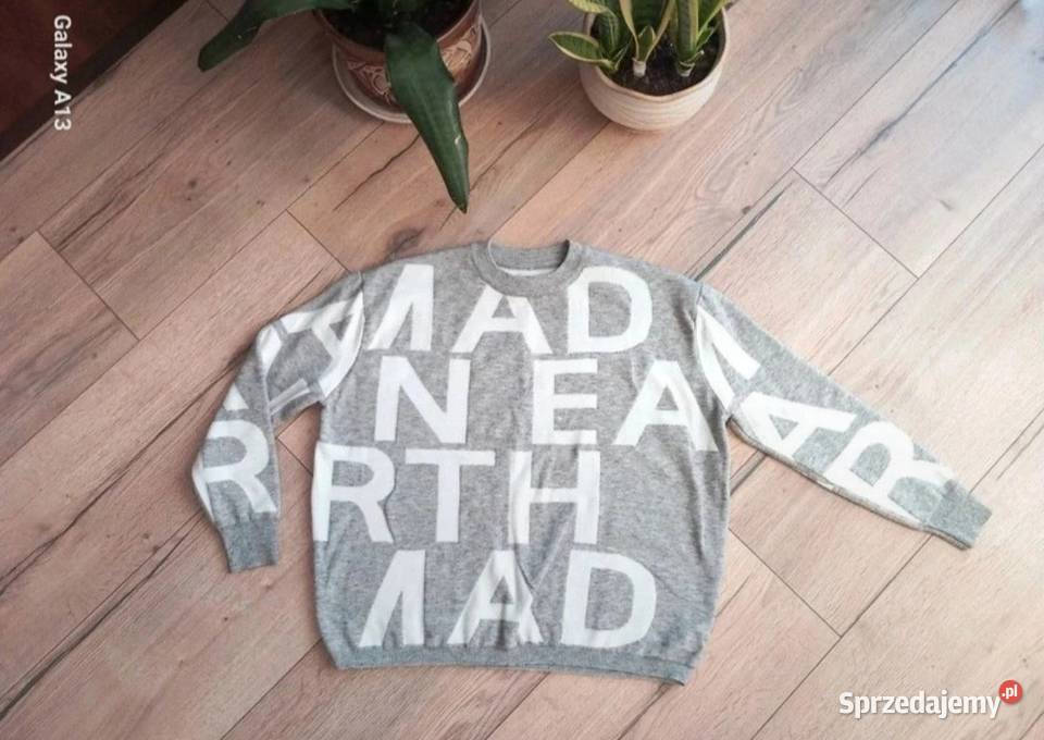 Szary sweter z napisem mad nearth mad luźny dolnośląskie Kietlów