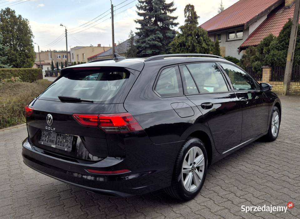 Volkswagen Golf 8 20 TDI