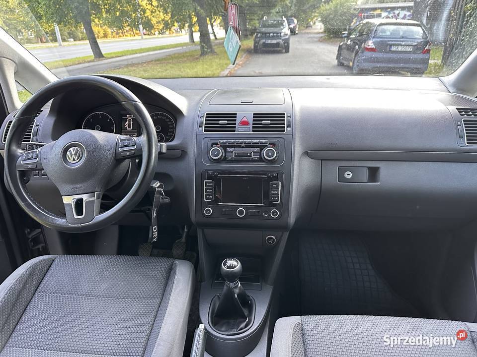 Vw Touran 2011 20 diesel 2000cm3 Lublin