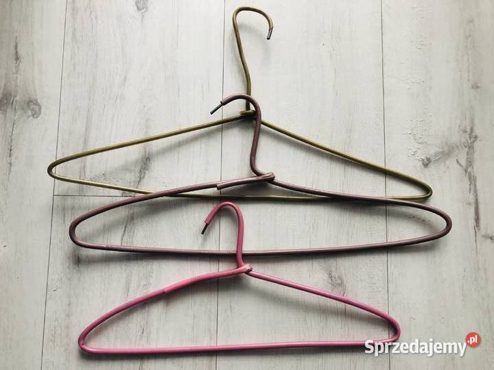 Wieszak wieszaki duże małe drewniane plastikowe Łódź sprzedam