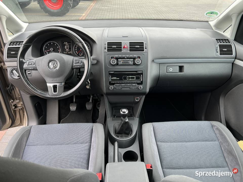VW Touran 14 TSI 140 2012 r 7 osób wersja Style sprzedam