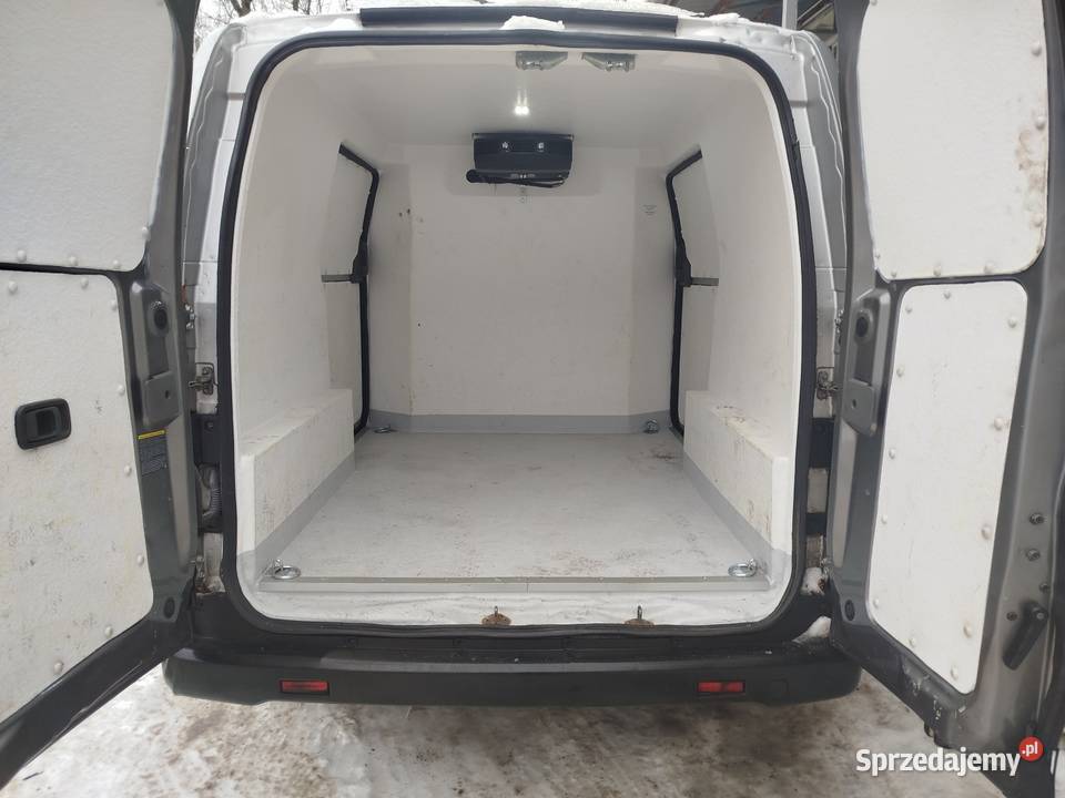 Nissan NV 200 2015 chłodnia