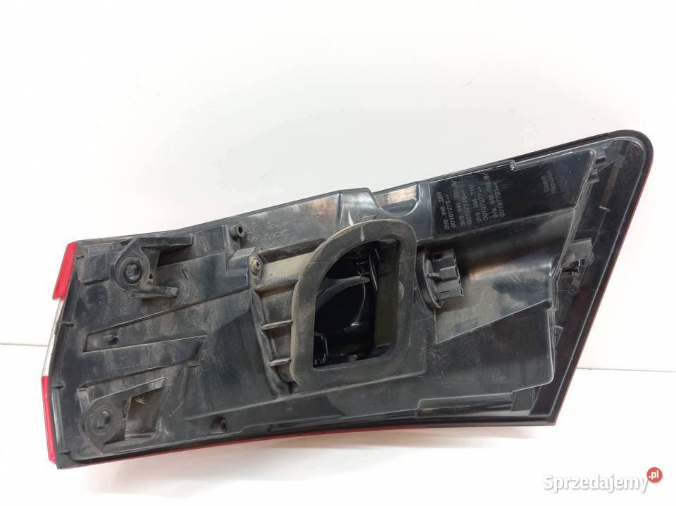LAMPA TYŁ LEWA EUROPA KOMBI 3V9945207 Skoda świętokrzyskie