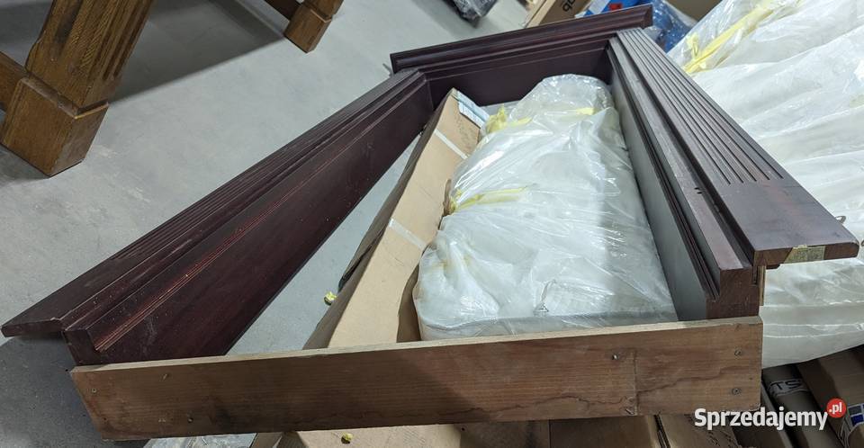 Drzwi używane lite drewno kolor mahoń z ramą Drzwi wewnętrzne Wiślinka