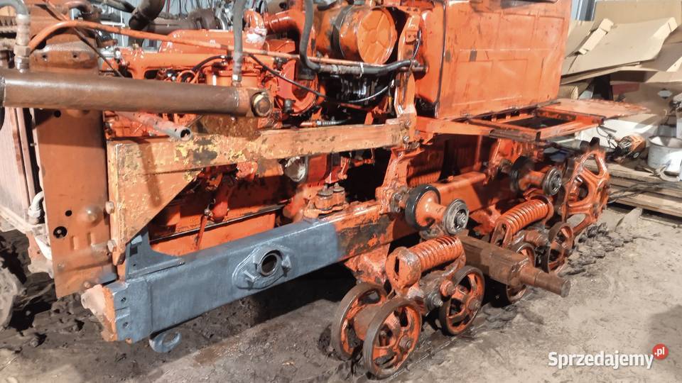 usługi naprawa odbudowa spycharka dt75 spychacz Rok produkcji 2025 Bryski