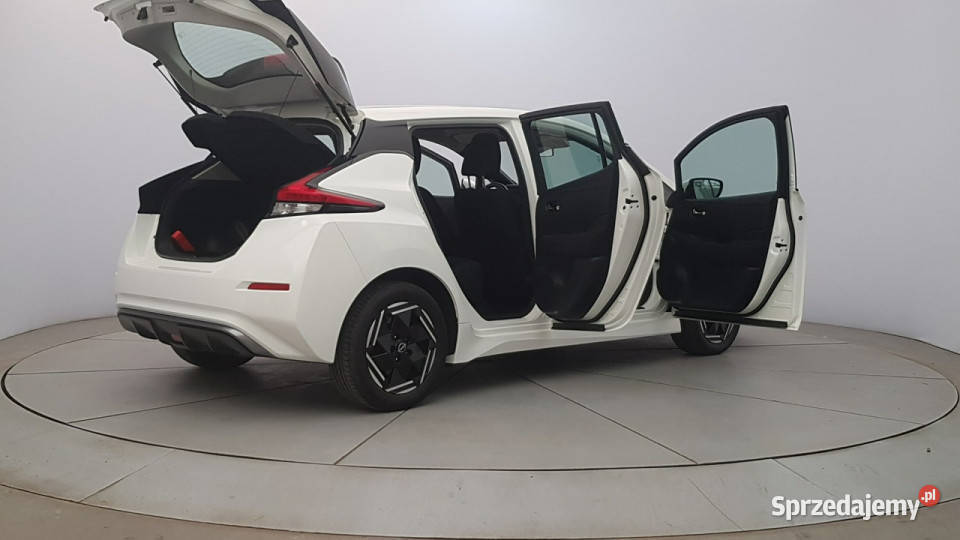 Nissan Leaf 40kWh Acenta Z polskiego salonu aluminiowe felgi Warszawa sprzedam
