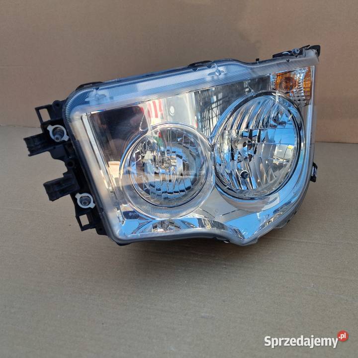 MERCEDES ANTOS AROCS REFLEKTOR LAMPA LEWA Bieleń