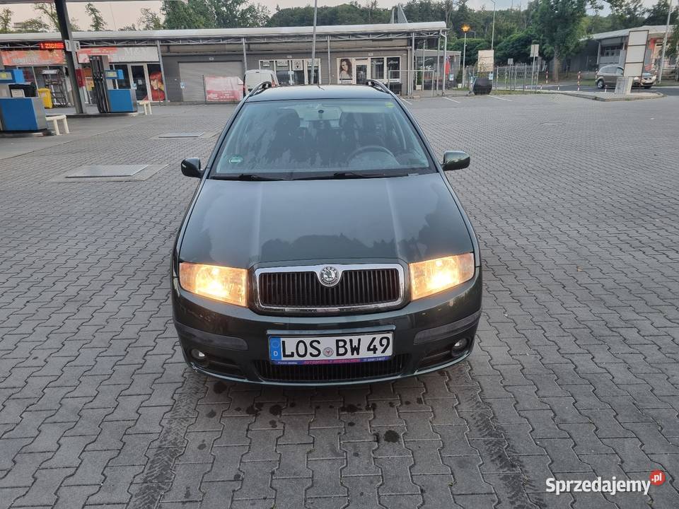 Skoda fabia silnik 14 16v Klimatyzacjia 117
