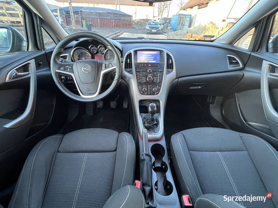 Opel Astra 17 diesel 2012 110 269 bezwypadkowa Astra Zamość