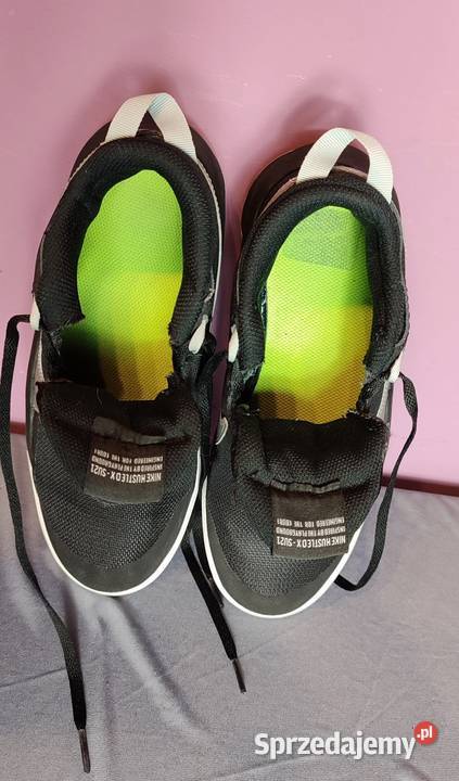Buty Nike Team Hustle do koszykówki rozmiar 375 Jasień