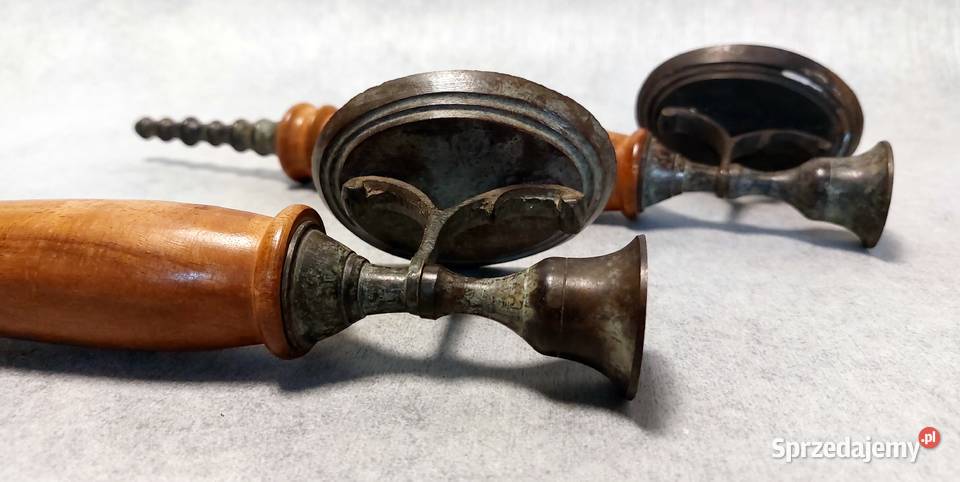 Para ściennych świeczników kinkiety ścienne