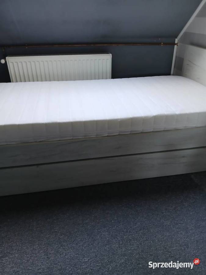 Łóżko 90x200 z Materacem Zagrodno