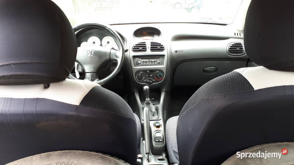 Peugeot 206 14 benzyna 2004 Wart swojej ceny lubelskie Łuków