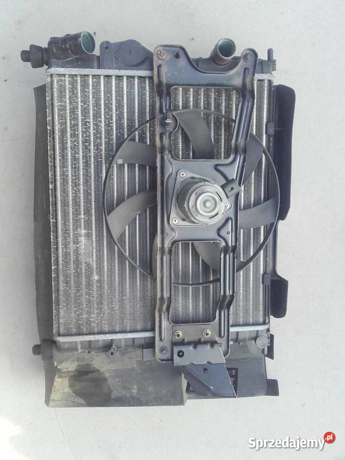 Chłodnica z wentylatorem Renault Scenic 1 16 16V Ksawerów
