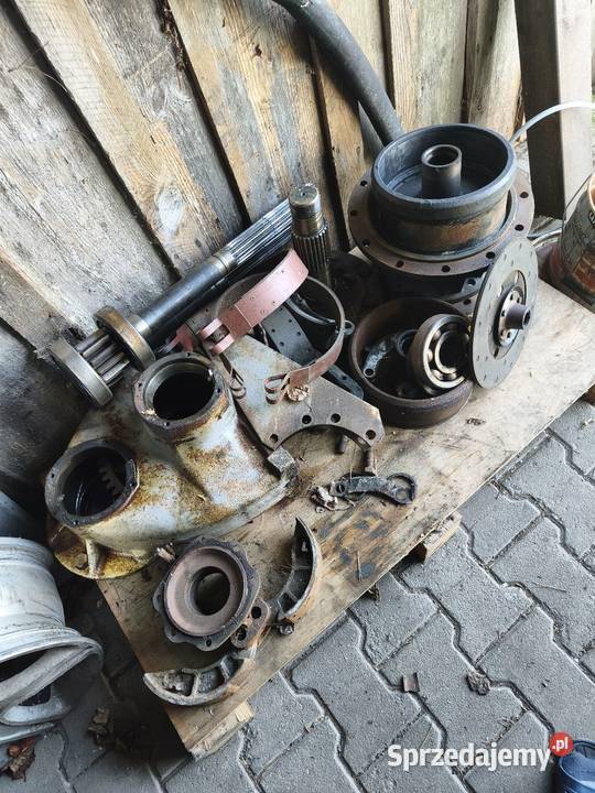 Części zwolnicy ursus c360 sprzedam