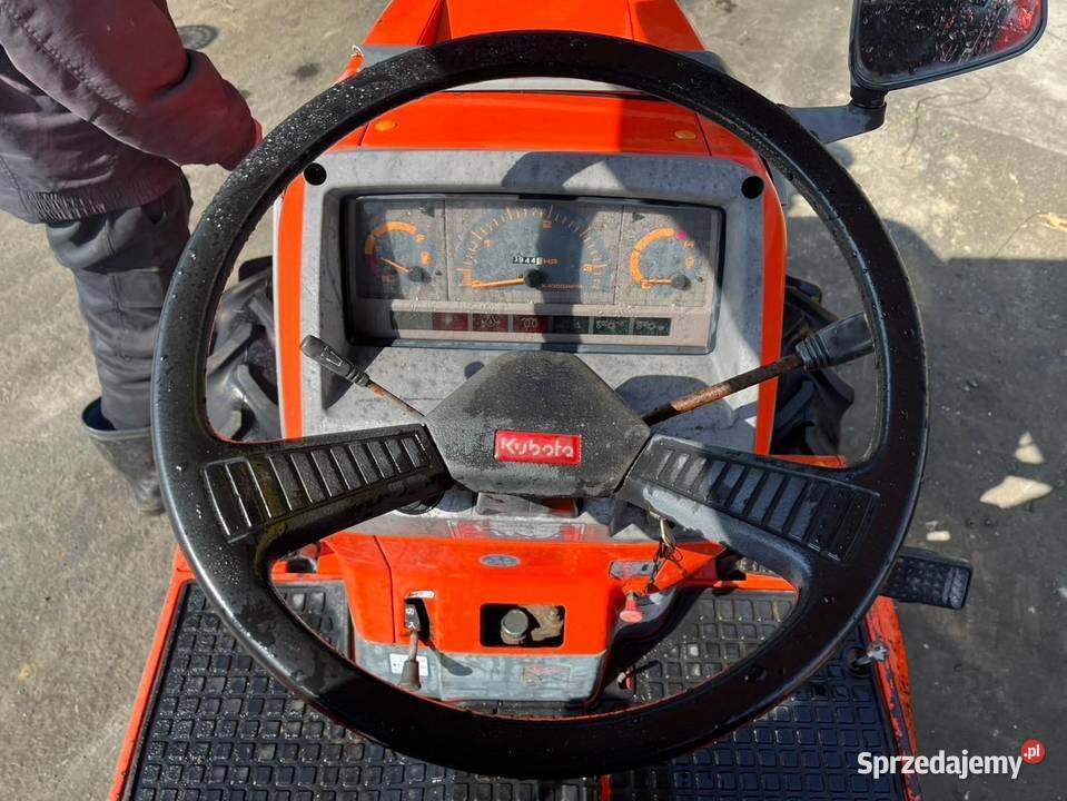 Traktor Kubota A17DT Skała