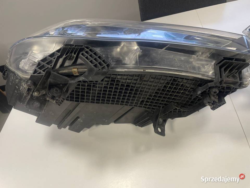 BMW X5 F15 X6 F16 lampa Full Led Adaptive prawa