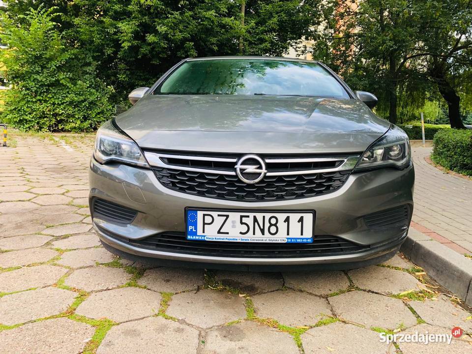 Opel Astra 16 CDTI Active diesel Samochody osobowe Poznań