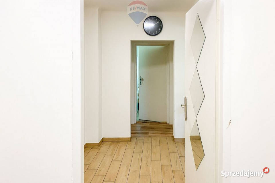 Dom w zabudowie siedliskowej Nowy Kawęczyn