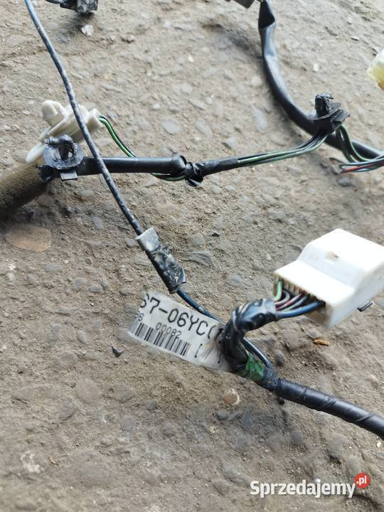 Instalacja klapy bagażnika MAZDA 323f bj Jasło sprzedam