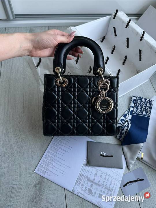 Piękna nowa torebka zestaw Do ręki  Szczecin