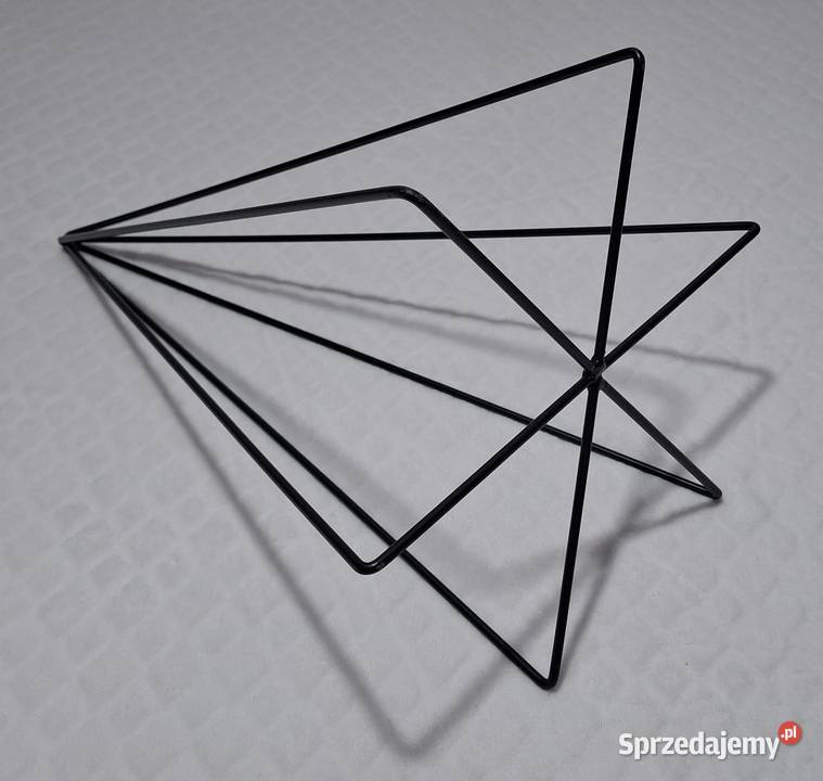 Druciana choinka czarna drut 4mm 255x40 wada sprzedam