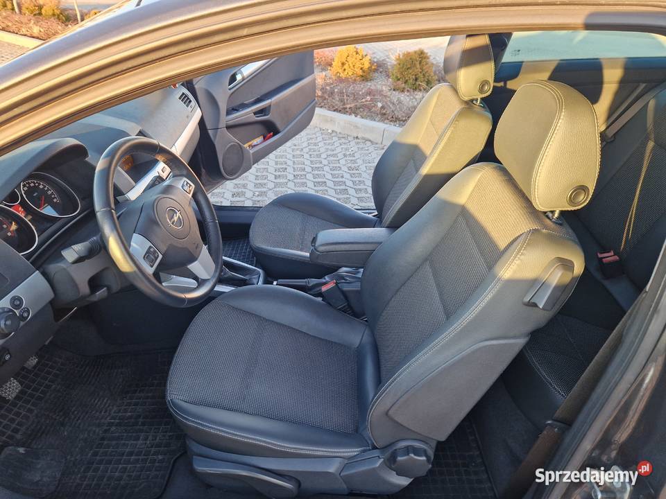 Opel Astra 2009r LPG 166500km Jarosław