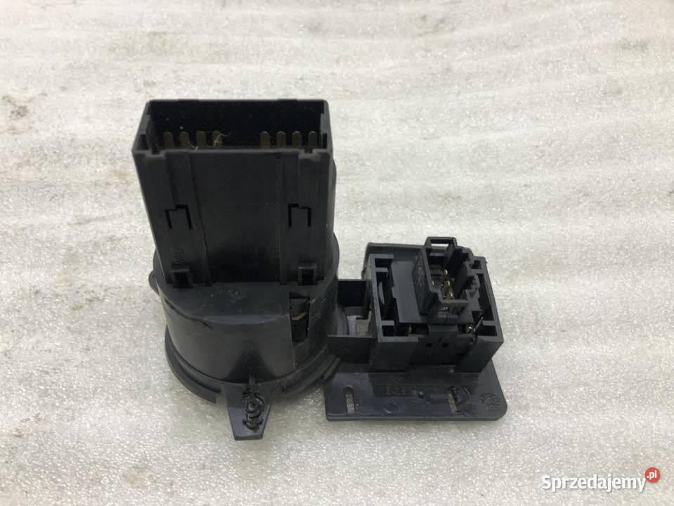 PRZEŁĄCZNIK ŚWIATEŁ VOLKSWAGEN PASSAT B5
