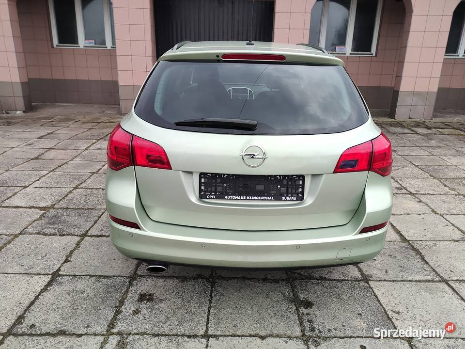 Opel Astra 14 turbo benzyna