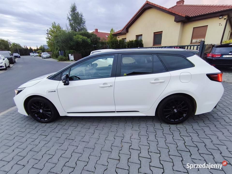 Toyota Corolla Hybrid 184 aluminiowe felgi Poznań sprzedam