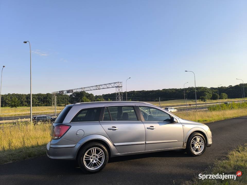 Opel Astra H Kombi 18i LPG klima super auto regulowane zawieszenie Poznań