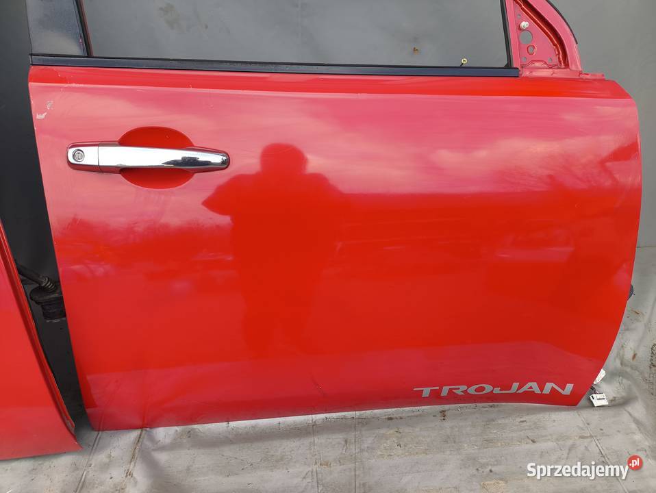 MITSUBISHI L200 IV DRZWI PRZEDNIE TYLNE PRAWE mazowieckie Radom