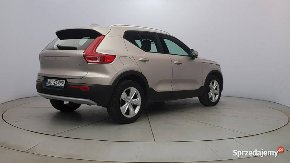 Volvo XC 40 B3 Core aut Z Polskiego Salonu Rok produkcji 2023 Warszawa