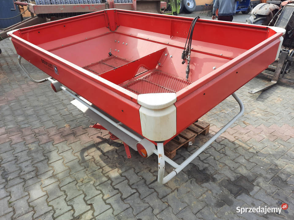 Rozsiewacz nawozów mineralnych LELY CENTERLINER Włosty
