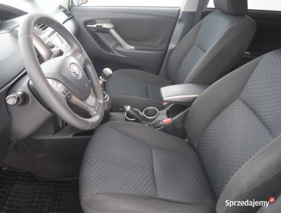Toyota Verso 20 D4D wspomaganie kierownicy dolnośląskie Bielany Wrocławskie