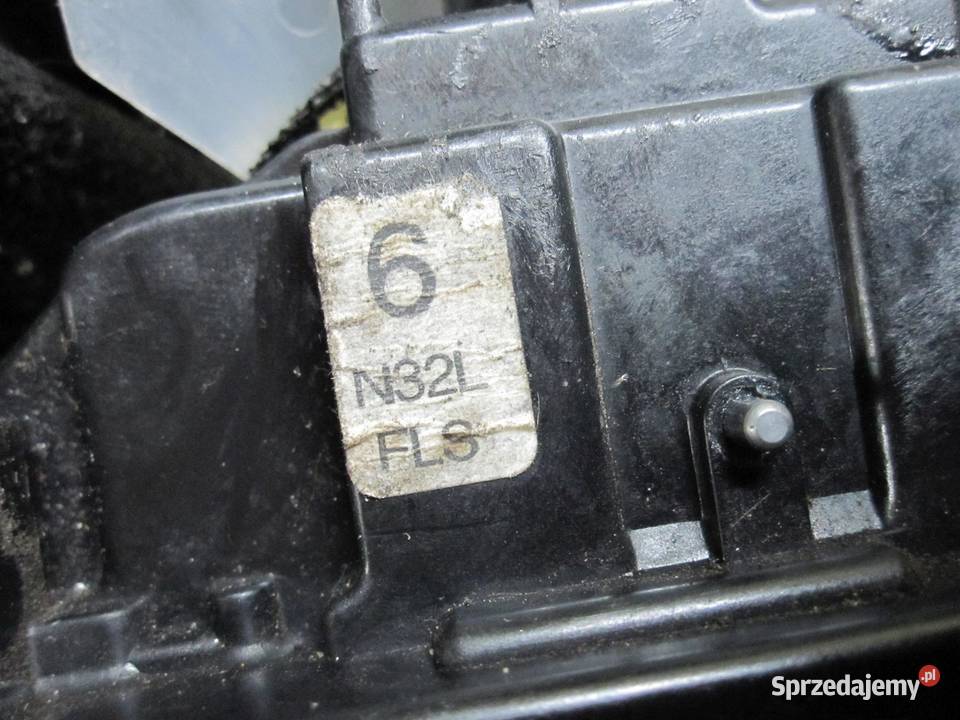 QASHQAI I J10 LIFT 12r zamek drzwi lewy przód 3