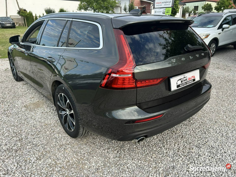 Volvo V60 Super stan Benzyna Hybryda II 2018 Nowe Iganie