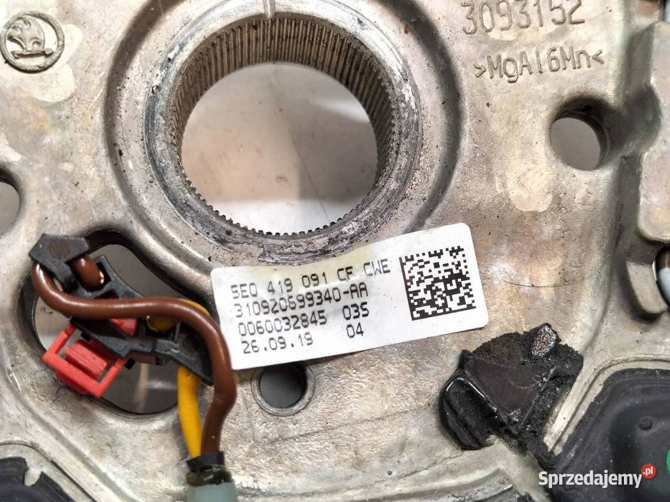 KIEROWNICA TRÓJRAMIENNA SKÓRZANA Skoda Superb