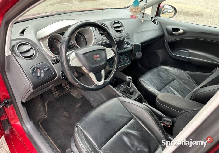Seat Ibiza 12 2011 diesel klimatyzacja Łask