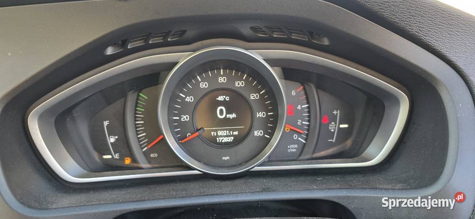 Volvo v40 d2 anglik Wieliczka