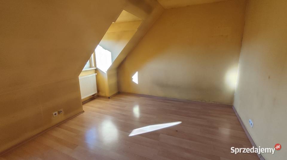 Ciekawy dom parterowy z poddaszem NAREW podlaskie