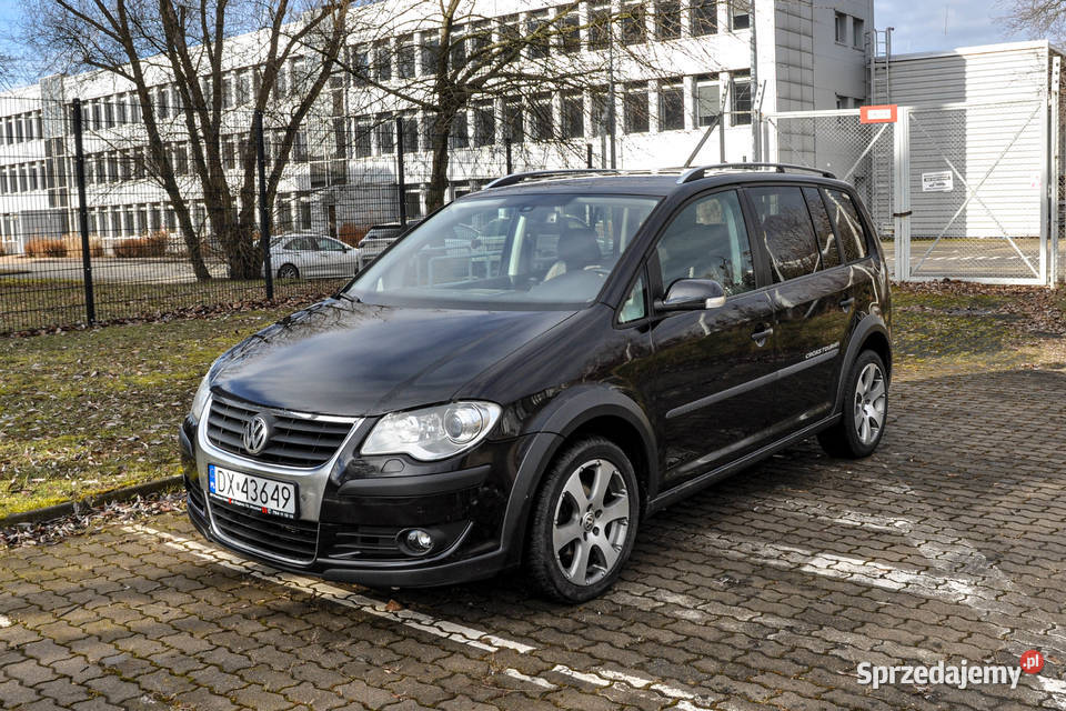Volkswagen Touran Cross 20TDI Lift 7osobowy dolnośląskie
