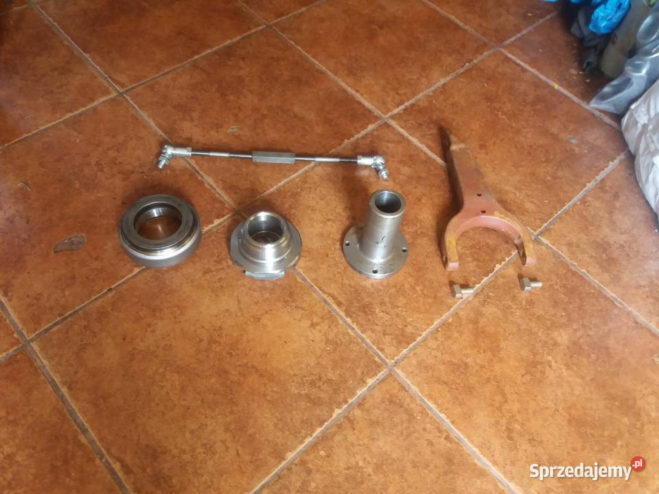 LKT 81 S T 80 Tuleja Sprzęgło Sprzęgła Łapa sprzedam