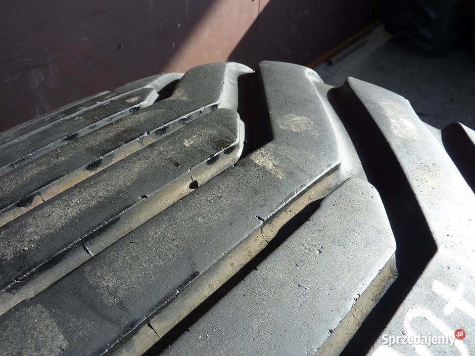 Opona używana rolnicza 60055225 60055R225