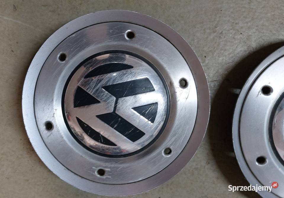 Dekielek kapsel zaślepka felgi VW 3D0071214 pomorskie Rokity
