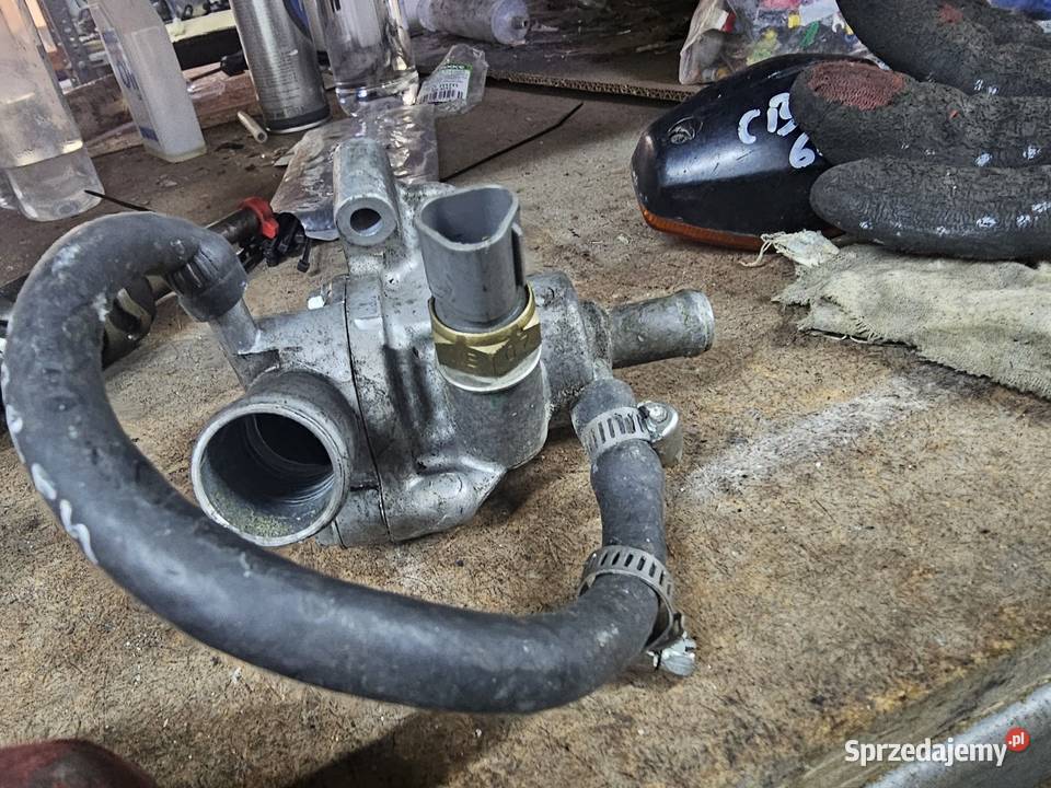 Honda CBR 600 F4 i obudowa termostatu termostat dolnośląskie Jelenia Góra sprzedam