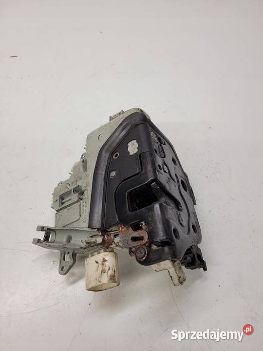 ZAMEK DRZWI PRAWY PRZÓD AUDI A4 A5 Q5 8J2837016C Przystajń